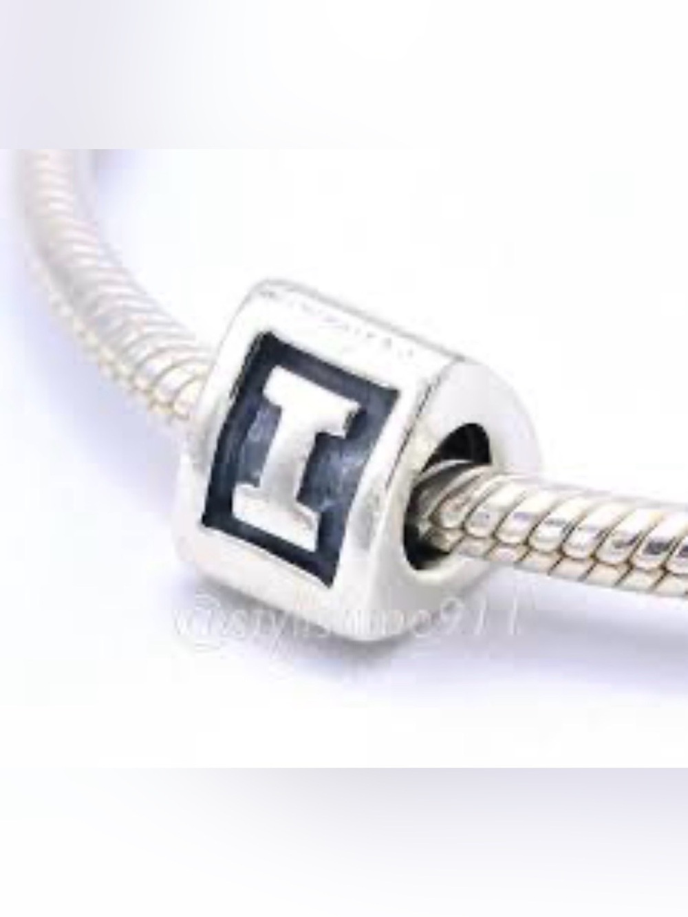 PANDORA “I” Initial Letter charm - Retired!